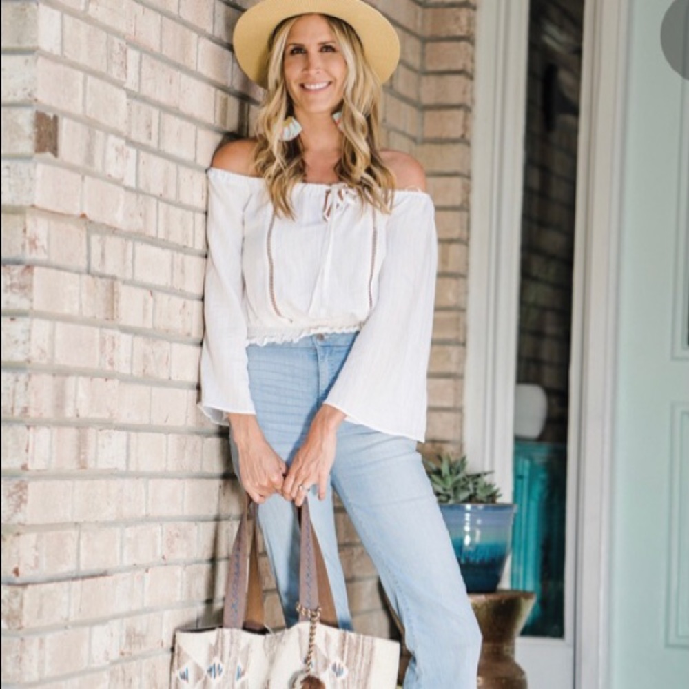 MinkPink Off the Shoulder Long Sleeve Top with Smacked Bottom and Elastic Top
